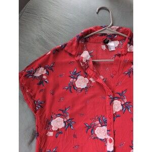 Cropped button up floral shirt size small